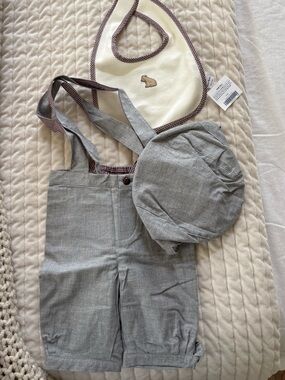 Janie & Jack Boys Suspenders, Hat, and Bib 12-18 Months NWT